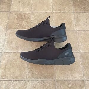 Skechers Men's Black Slip-On Sneakers, New with tags